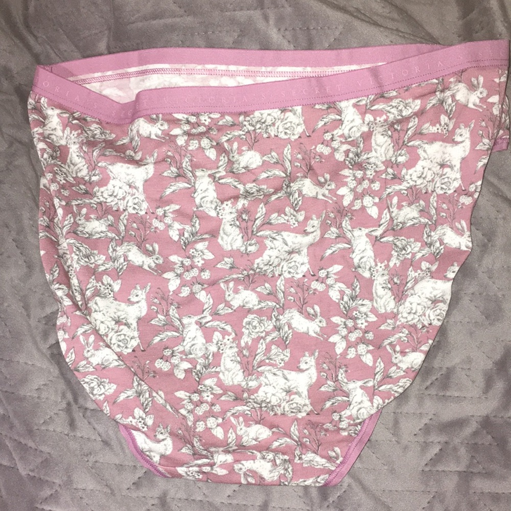 Victoria’s Secret Floral Patterned mauve and White Briefs - Picture 5 of 8